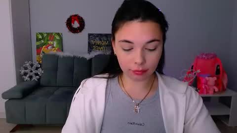 Patricia online show from November 19, 2:49 pm