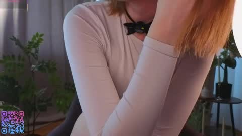 Teri  My favorite vibes 77 101 222 666 online show from May 12, 3:04 am