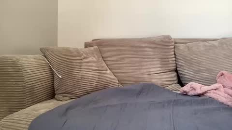 Quinnyelena online show from September 19, 3:05 pm