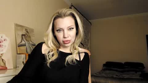 Snapshot of qurli24 chatting on February 25, 5:40 pm qurli24 online show from February 25, 5:40 pm
