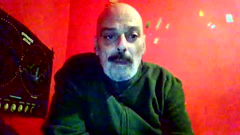 qwertyuiop22348015 online show from February 15, 6:39 pm