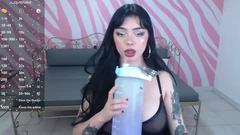 Snapshot of rachel_deal chatting on February 10, 11:13 pm Rachel online show from February 10, 11:13 pm