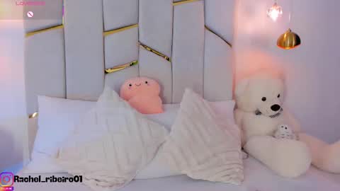 Rachel Ribeiro online show from October 9, 1:05 pm