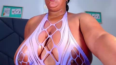 MALIKA Z online show from December 28, 1:29 am