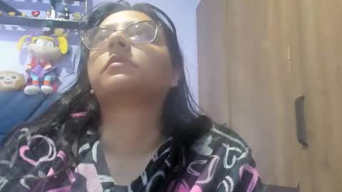 racheljames28 online show from November 13, 11:57 am