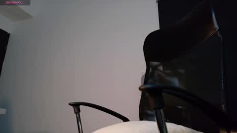 IG online show from November 25, 1:15 am