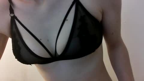 rahel_barbara online show from February 19, 9:58 pm