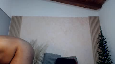 raichellcooper1 online show from December 5, 6:38 pm