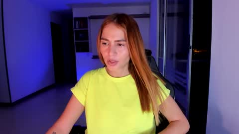 Snapshot of rainbow_jenny chatting on February 5, 12:10 am Jennyindependent model . online show from February 5, 12:10 am