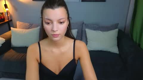 Darcy online show from March 24, 1:50 pm