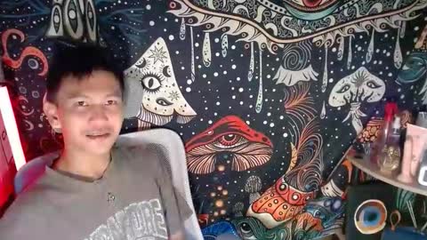 ralfhuge24 online show from May 22, 4:03 pm