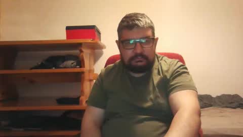 ralinbenzin89 online show from April 24, 9:50 pm