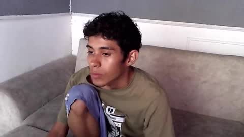 rami_hot0 online show from November 3, 9:27 pm