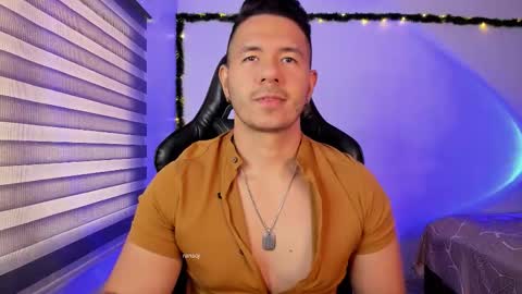 Jonas online show from February 21, 2:42 pm