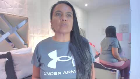 Raquel Moore  online show from March 22, 10:14 pm