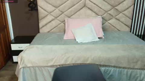 Raquel online show from March 3, 11:44 am