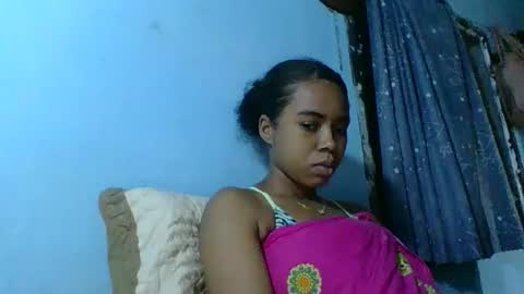 rasoelysca online show from March 13, 10:51 am