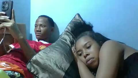 rasoelysca online show from April 1, 5:43 pm