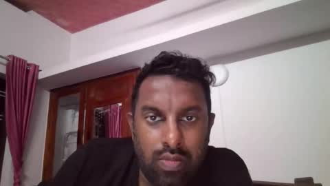 raul2k2 online show from November 6, 12:52 pm