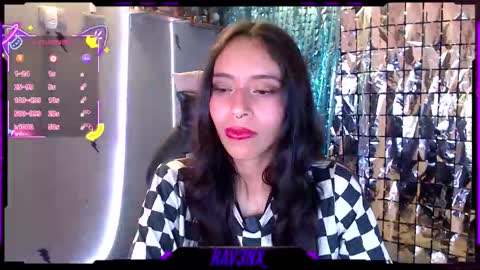   online show from October 26, 8:48 am