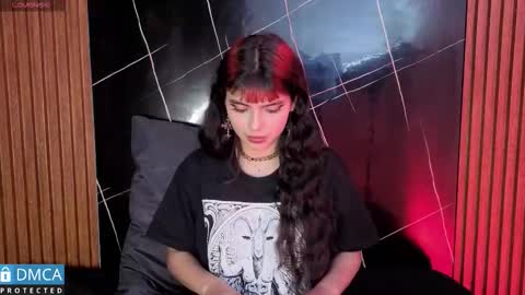 raven_rox_ online show from November 24, 3:38 am