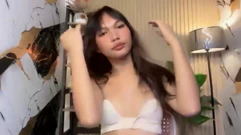 ravenblissx online show from May 18, 5:46 am