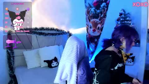 ravencollen online show from December 18, 7:53 pm