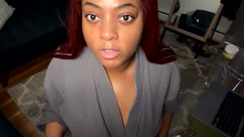 raventhebigbodybitch online show from February 4, 6:38 pm
