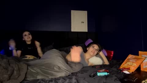 Ravyn and Nyx online show from November 7, 2:47 am