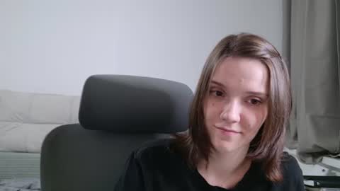 Ray-Ray online show from August 5, 9:23 pm