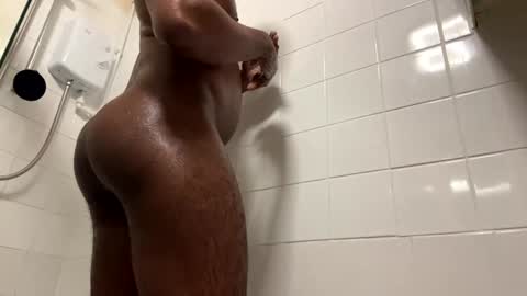 Snapshot of raydick1919 chatting on January 1, 6:06 pm Raydick online show from January 1, 6:06 pm