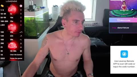 Rayzel online show from May 23, 5:53 pm