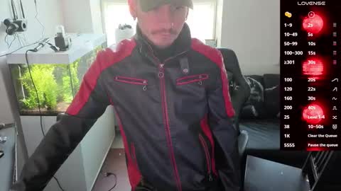 Rayzel online show from March 16, 3:16 pm