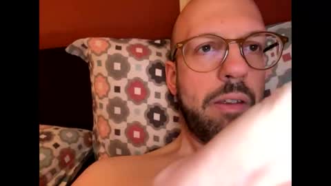 HugeSecret online show from May 28, 2:37 pm