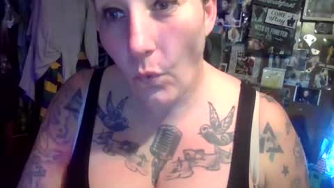 reallyredrum69th online show from October 15, 7:00 am