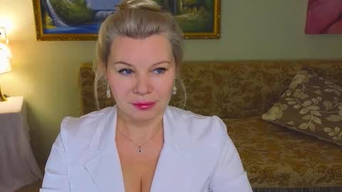 Im a little sick. Ill be back soon. online show from February 15, 2:16 pm