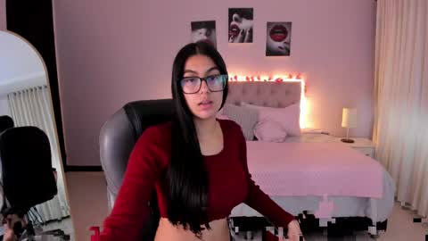 Rebecca  online show from April 17, 9:50 pm