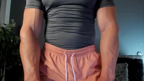 twitter REECET26 instagram RECCETAYLOR online show from September 30, 12:43 am