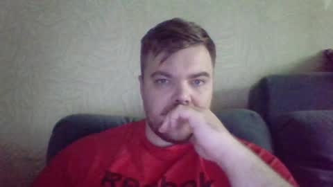 red_bearddd online show from May 17, 6:22 am