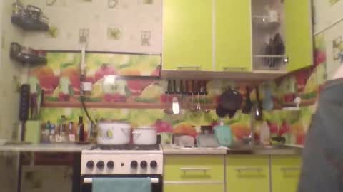 red_bearddd online show from February 19, 3:11 pm