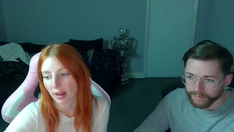 Snapshot of red_firesquirt chatting on January 15, 9:51 pm Red -  online show from January 15, 9:51 pm