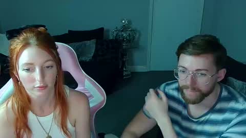 Snapshot of red_firesquirt chatting on January 14, 9:41 pm Red -  online show from January 14, 9:41 pm