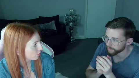 Snapshot of red_firesquirt chatting on January 16, 9:30 pm Red -  online show from January 16, 9:30 pm