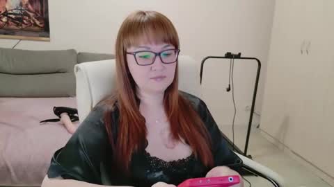 Snapshot of red_fox777 chatting on October 22, 7:48 pm Lisa online show from October 22, 7:48 pm