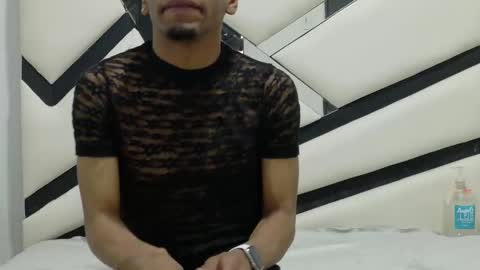 Snapshot of redbryan_ebano chatting on October 7, 8:05 pm redbryan_ebano online show from October 7, 8:05 pm