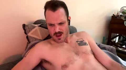 Reed Thomas online show from February 5, 1:37 am