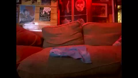 Lee online show from October 15, 3:32 am