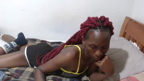 Reeena online show from March 5, 5:39 pm