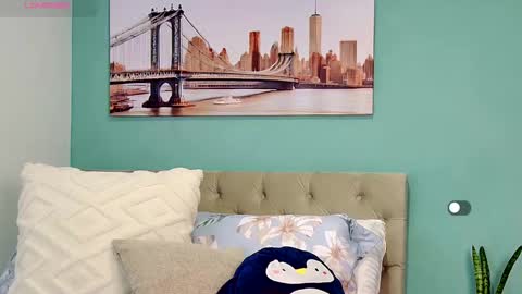 Yanella online show from February 4, 11:47 am