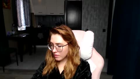 Regina online show from November 14, 10:50 am